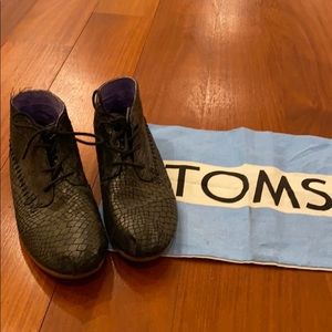 TOMS black snake embossed leather shoes